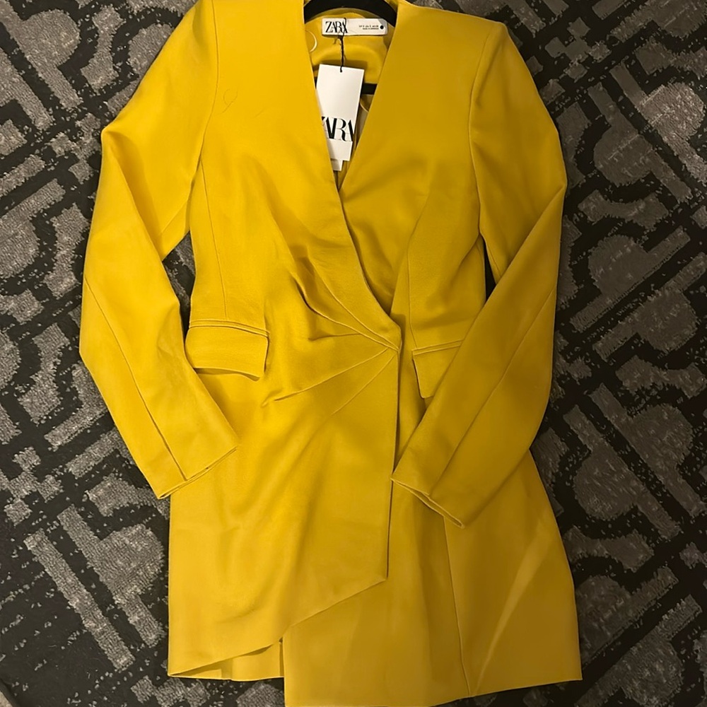 Zara - yellow blazer dress - small NWT- new